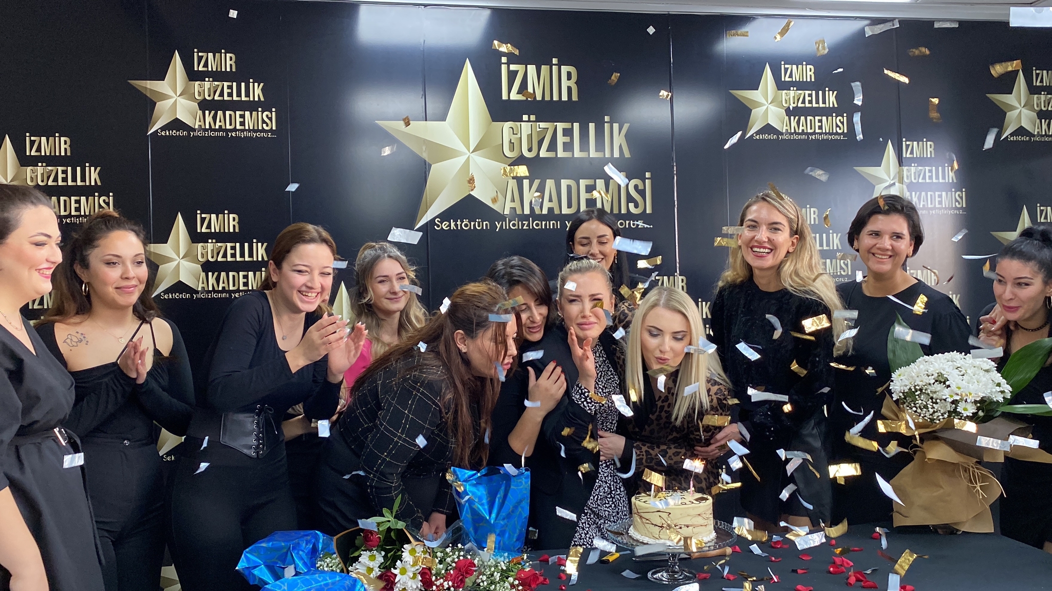 İZMİR GÜZELLİK AKADEMİSİ