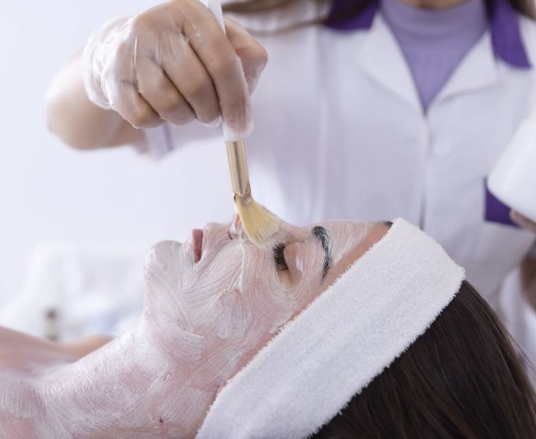 NAZAN KAYA GÜZELLİK AKADEMİ