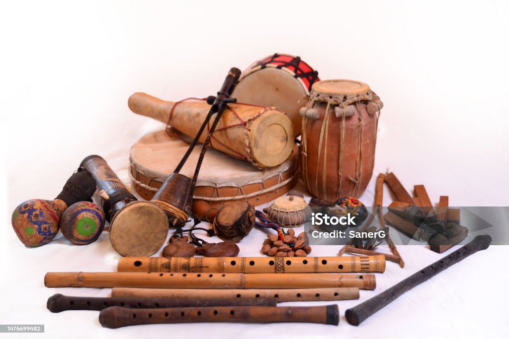 DÜŞSEL SANAT TİYATRO VE MÜZİK ATÖLYESİ