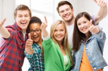 Besiktas Ingilizce Kursu Zoom In 4 English