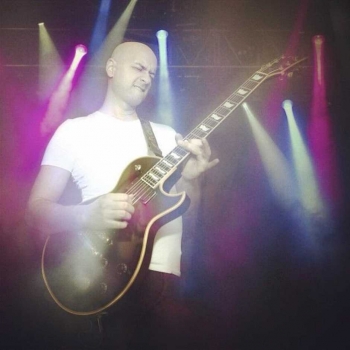 Besiktas Gitar Kursu Istanbul Muzik Okulu