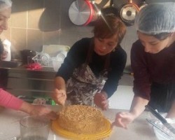 Barmenlik Kurslari Gercek Yorumlar En Iyi Fiyat Ve Iade Garantili Kurslar