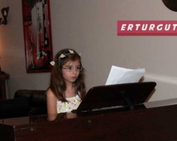 Karsiyaka Aksoy Piyano Kursu Erturgut Sanat Merkezi